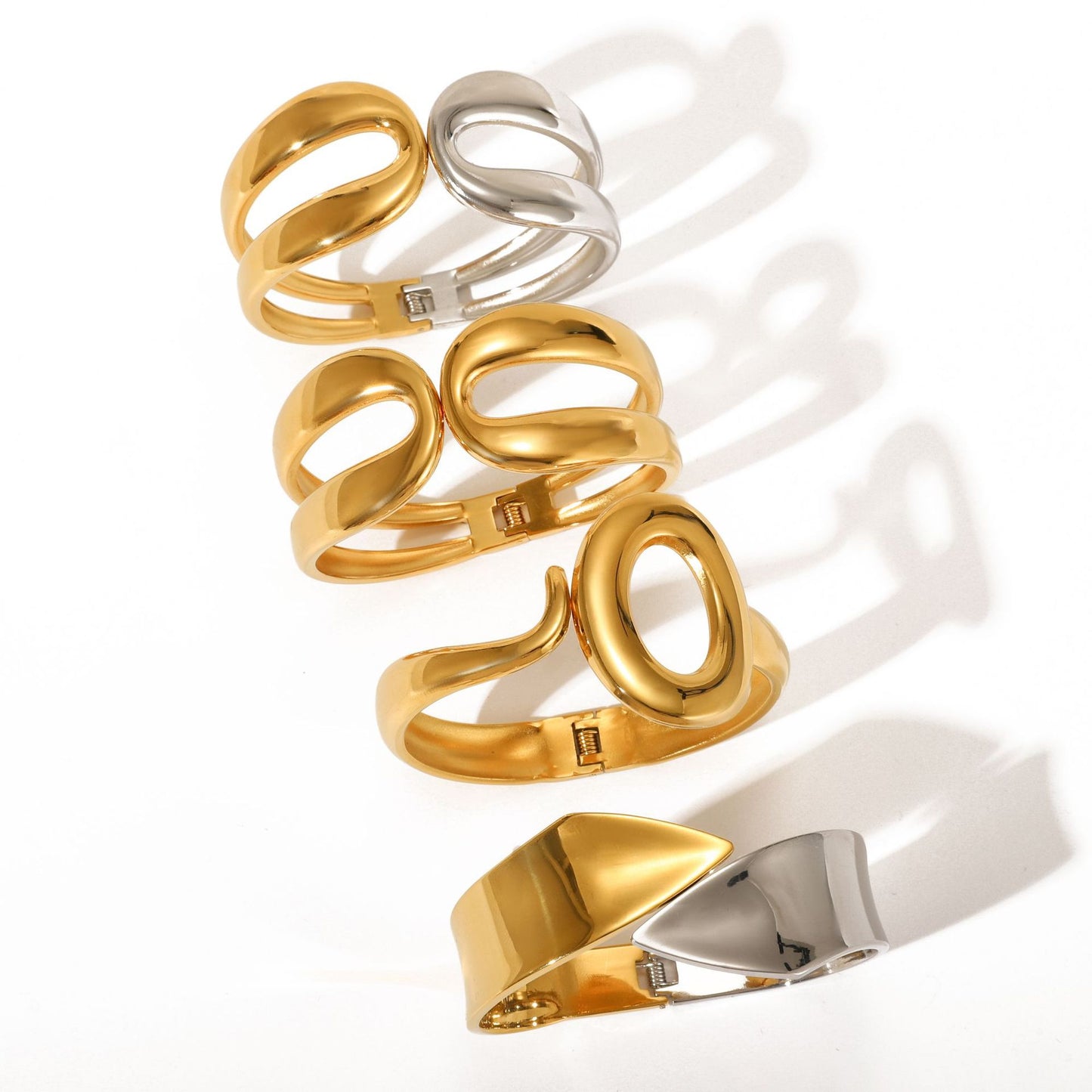 Pulsera geométrica de titanio y acero con baño de oro de 18 quilates Fashion-Commuter para mujer