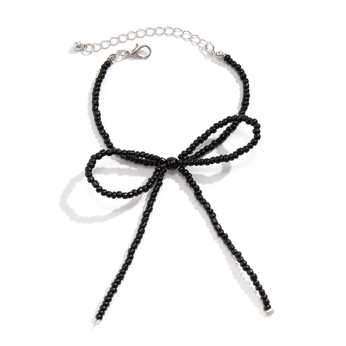 Gargantilla minimalista con forma de lazo con perlas de imitación y colgante de aleación en cadena de cuentas redondas para mujer