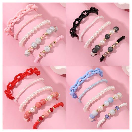 Bracciale per bambini Sweet Style con perline acriliche a forma geometrica, colore rosa, perle artificiali e intarsi in cristallo