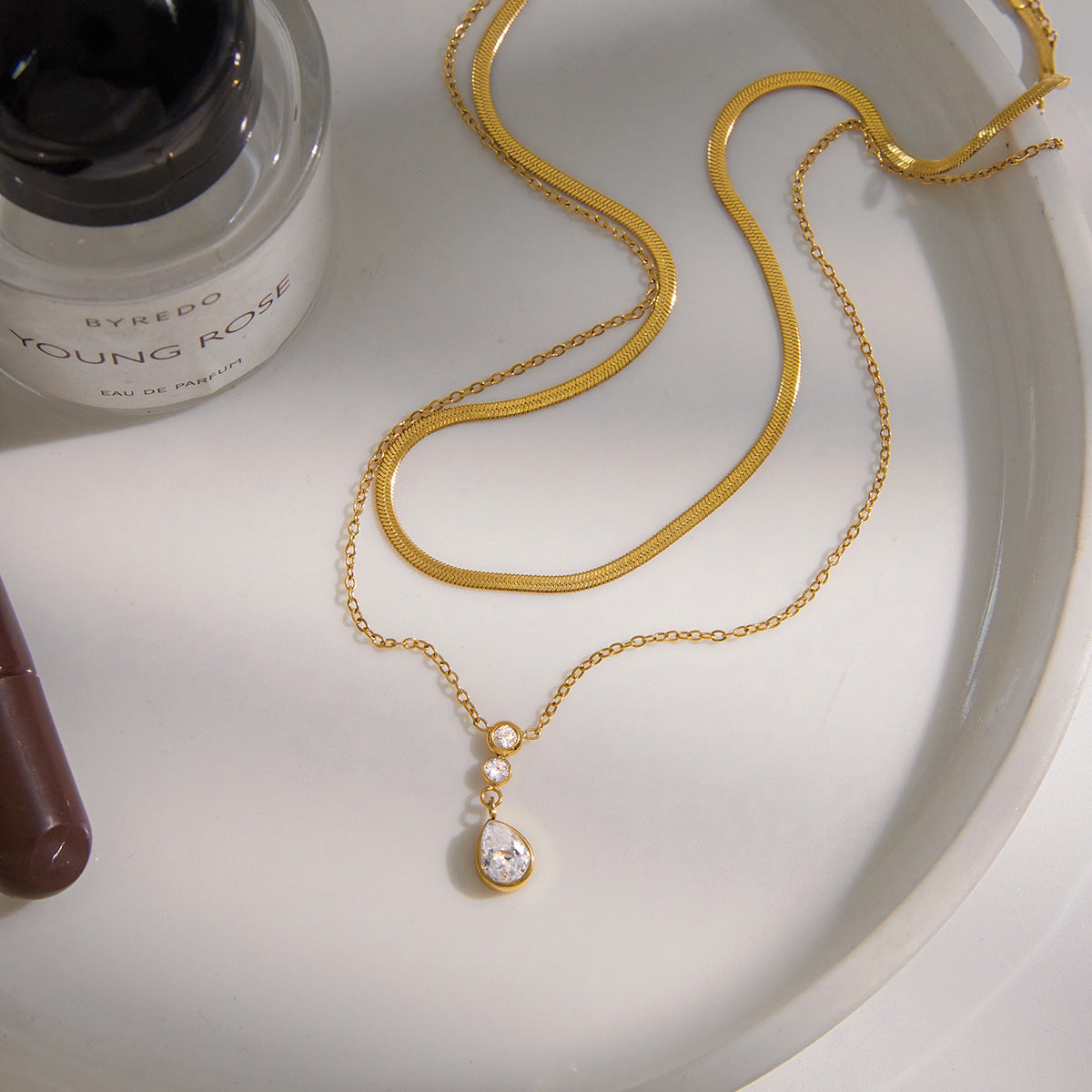 Elegant 18K Gold Plated Teardrop Geometric Stainless Steel Necklace with Cubic Zirconia for Women