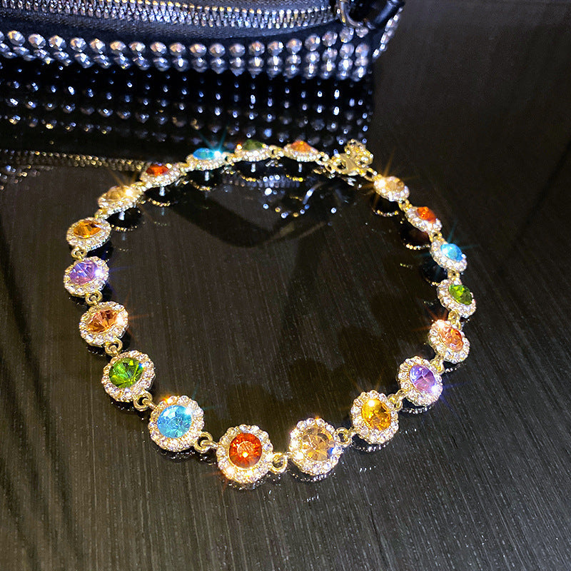 Collana con pendente a cuore a goccia in stile lusso con intarsio in strass in acciaio al titanio su catena in rame da donna