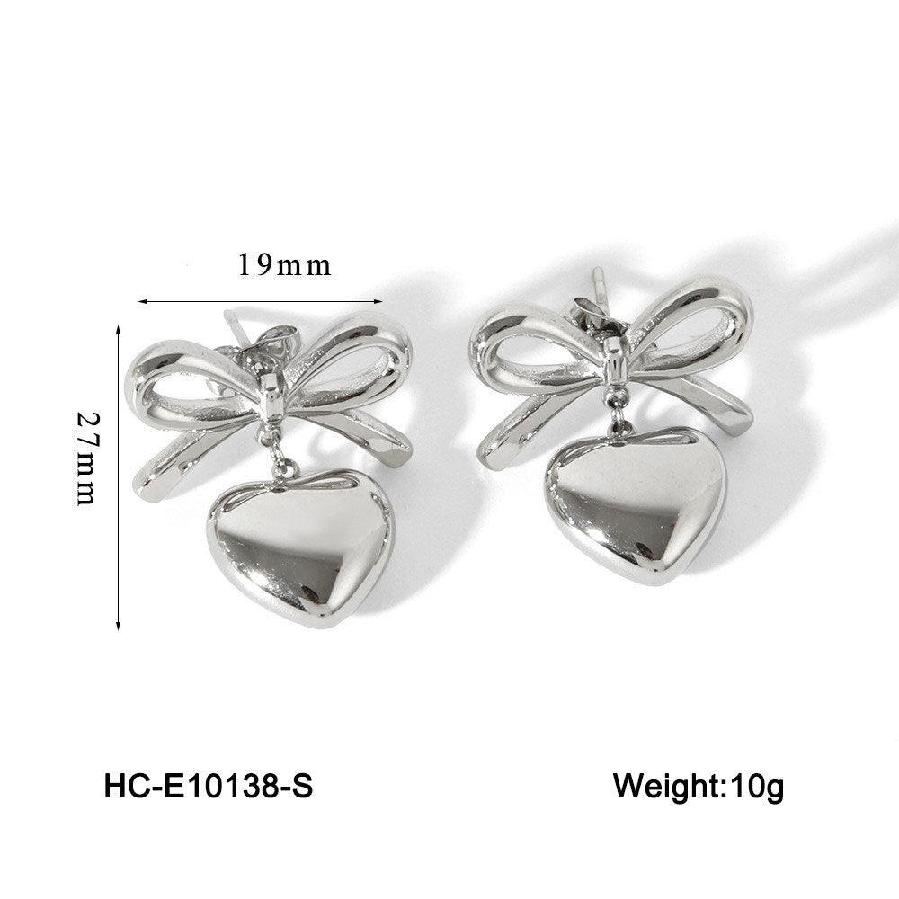 Orecchini da donna in acciaio inossidabile a forma di farfalla e cuore con placcatura in oro 18 carati, design minimalista alla moda con accento geometrico