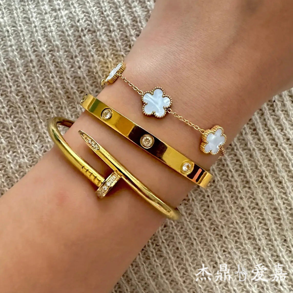 Elegant Geometric Floral Plated Stainless Steel Bracelet for Women