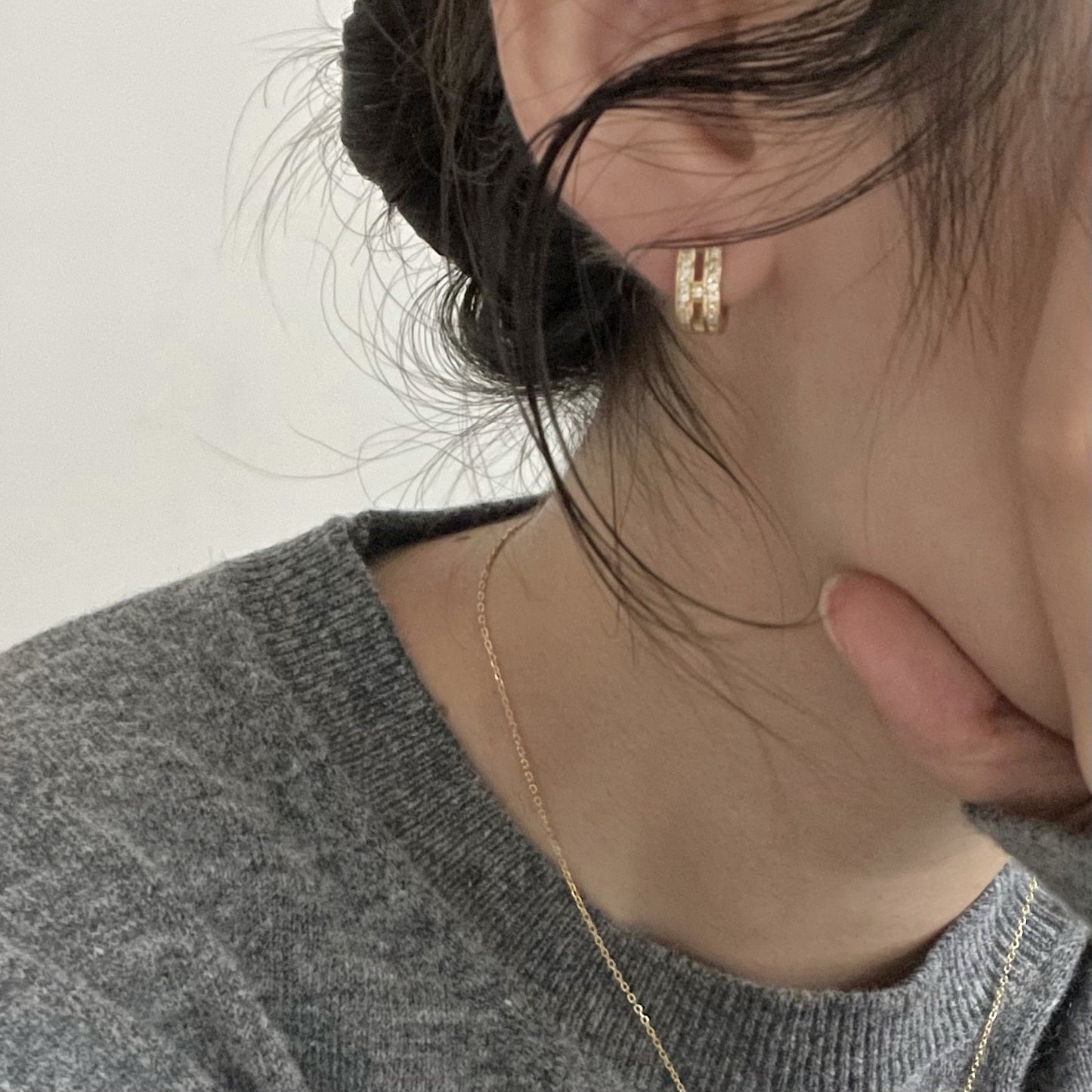 Pendientes de Plata de Ley 925 con Forma de Estrella, Lujo Minimalista, con Incrustaciones de Pedrería Pavé