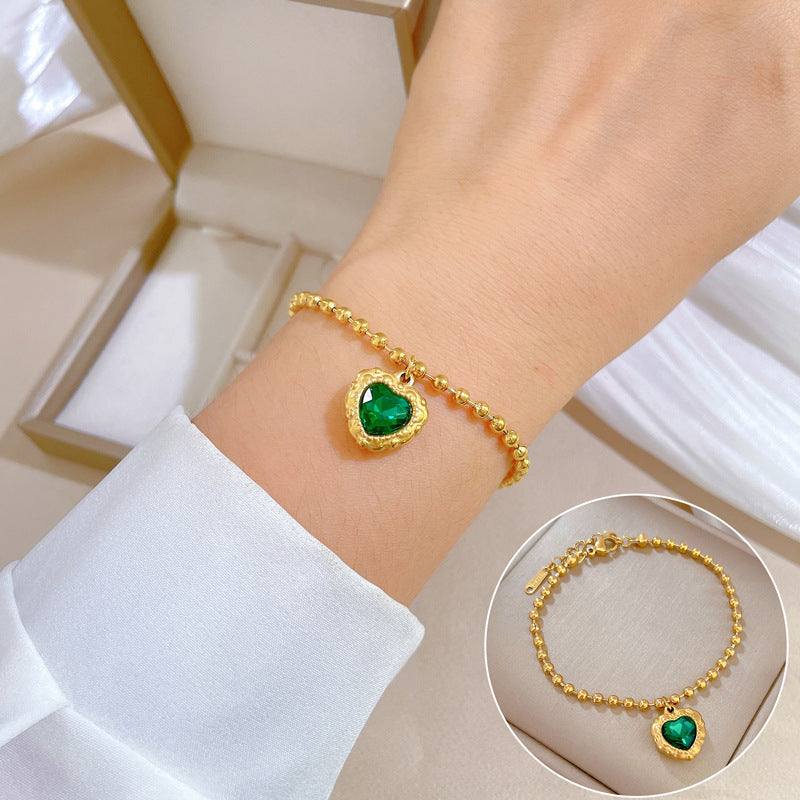 Vintage Green Heart-Shaped Titanium Steel Bracelet for Women with Gold Plating, Ideal Gift for Friends and Travel Souvenirs