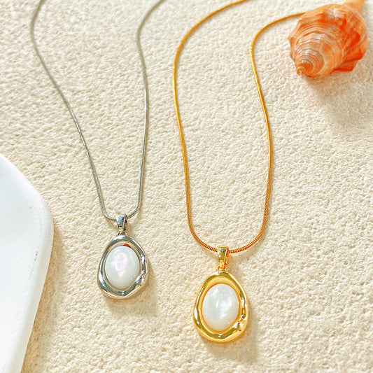 Vintage Elegant Round Geometric Pearl Brass Pendant Titanium Steel Plated Necklace Snake Chain