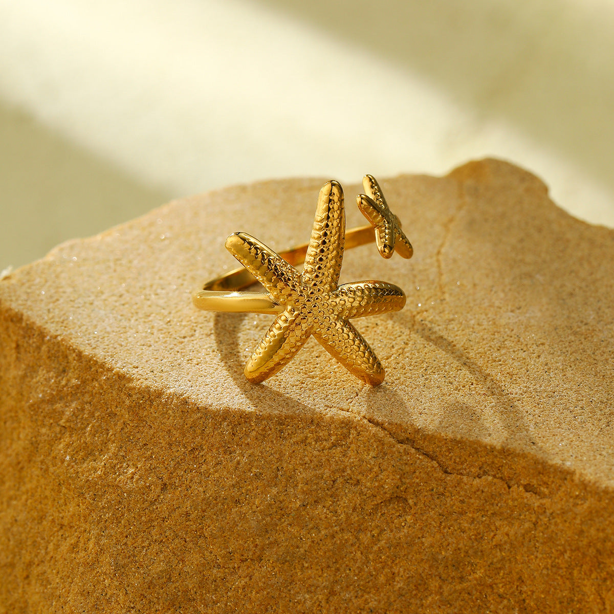 Anillo de Acero Inoxidable con Forma de Estrella de Mar de Moda con Acabado Chapado para Mujer, Tema Marino de Vacaciones en la Playa, Banda Ajustable