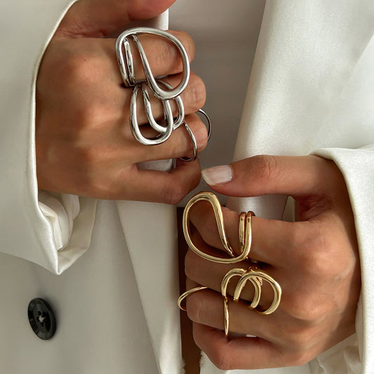 Anello da donna minimalista a cerchio cavo geometrico in lega placcata