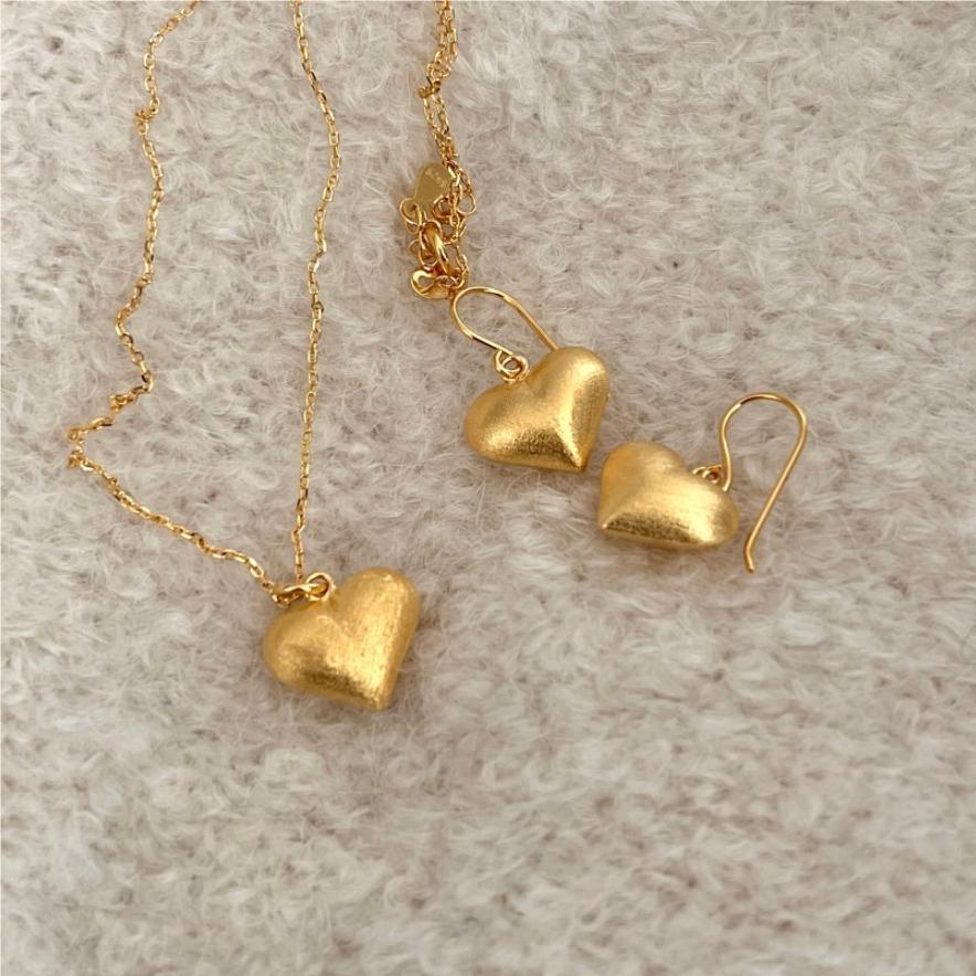 Minimalist Heart-Shaped 925 Sterling Silver Necklace with Brushed Finish on Beaded Chain