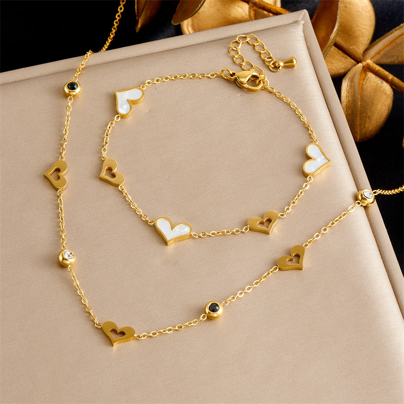 Juego de collar, pendientes y pulsera de corazón minimalista de acero inoxidable chapado