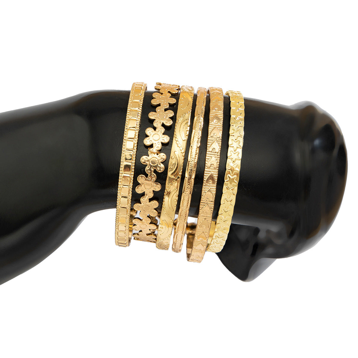 Elegante pulsera de metal grabada con diseño floral para mujer con acabado chapado, joyería apilable estilo urbano de Instagram