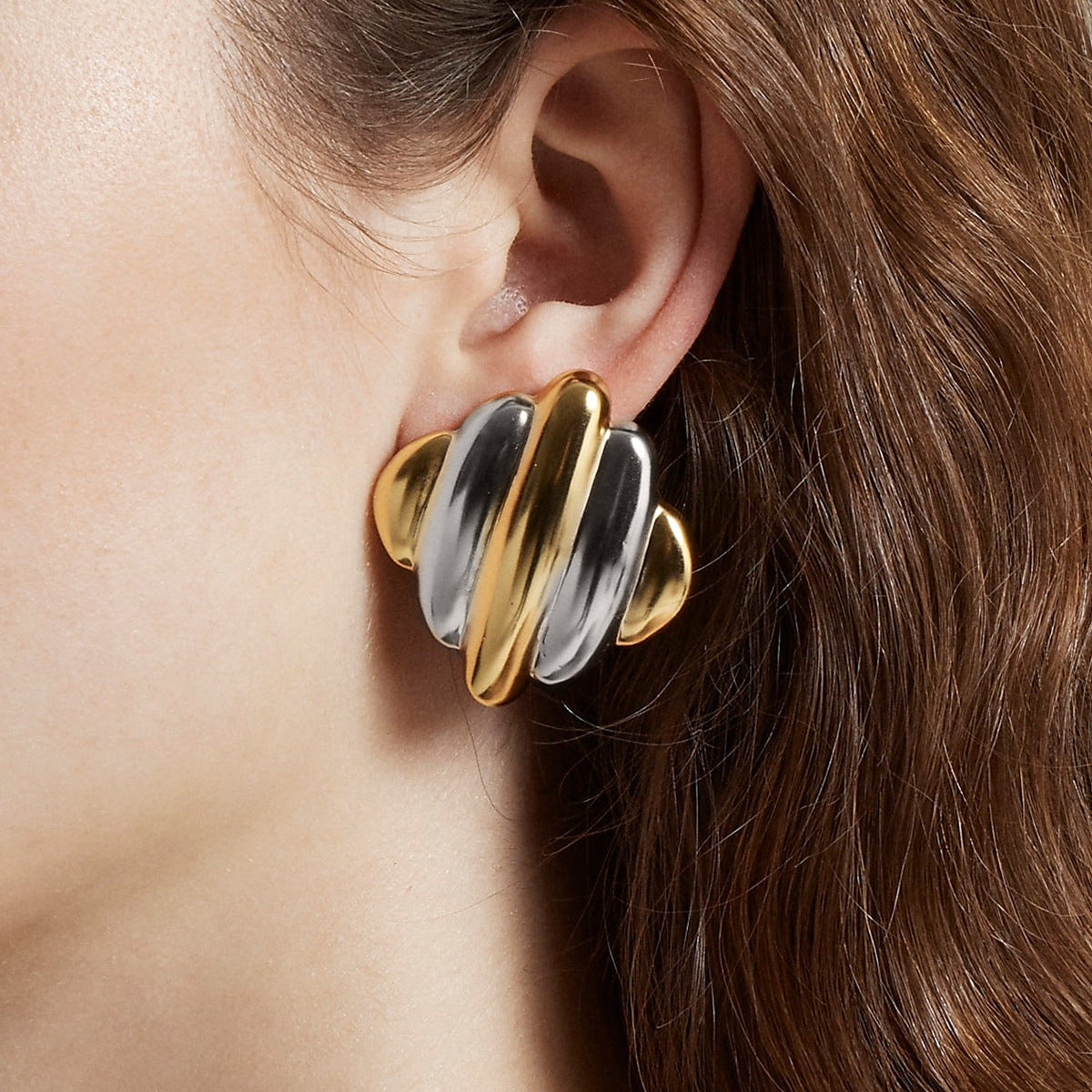 Orecchini a perno geometrici di lusso in acciaio inossidabile placcati oro 18 carati Gioielli di moda da donna