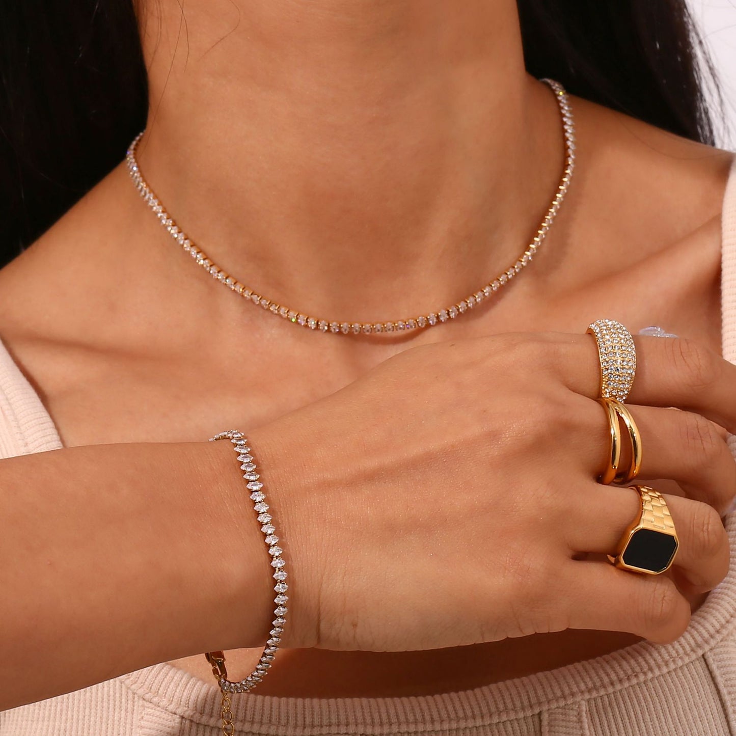 Fashionable Geometric Stainless Steel Plated Diamond-Cut Zirconia Clavicle Necklace for Women