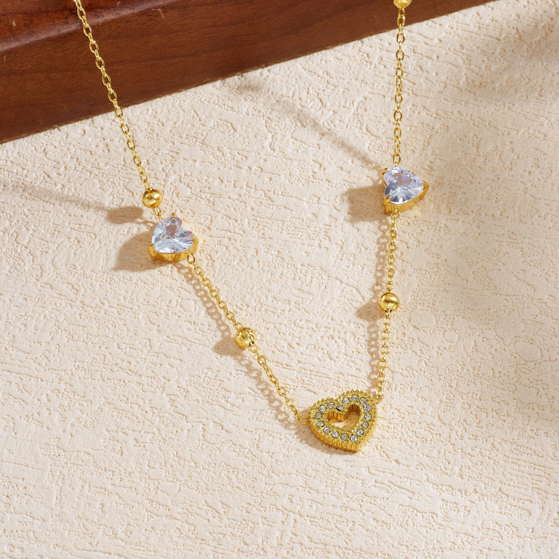 Casual Gold Plated Heart Rhinestone Inlay Stainless Steel Necklace for Women