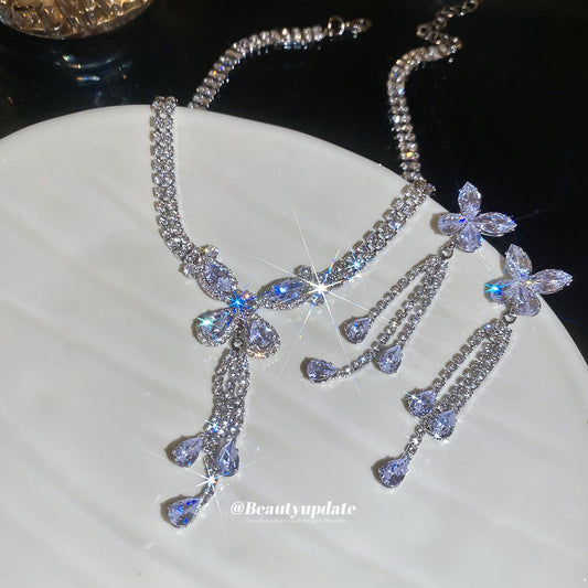 Elegant Minimalist Butterfly Pendant Necklace and Earrings Set with Zircon Inlay on Copper Chain for Women