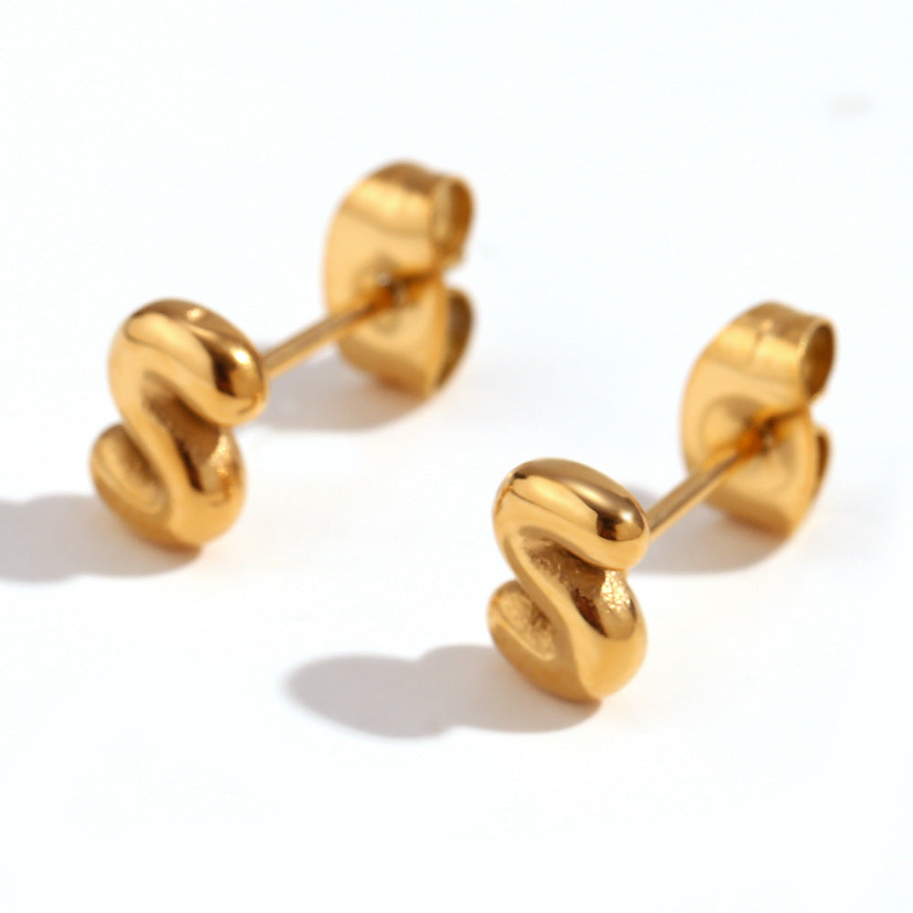 Orecchini a perno da donna con lettera geometrica moderna minimalista in acciaio al titanio placcato oro 18K