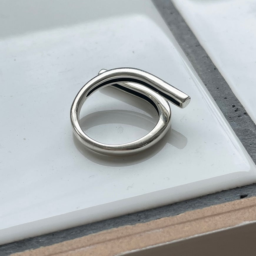 Minimalist 925 Sterling Silver Geometric Heart Ring for Women