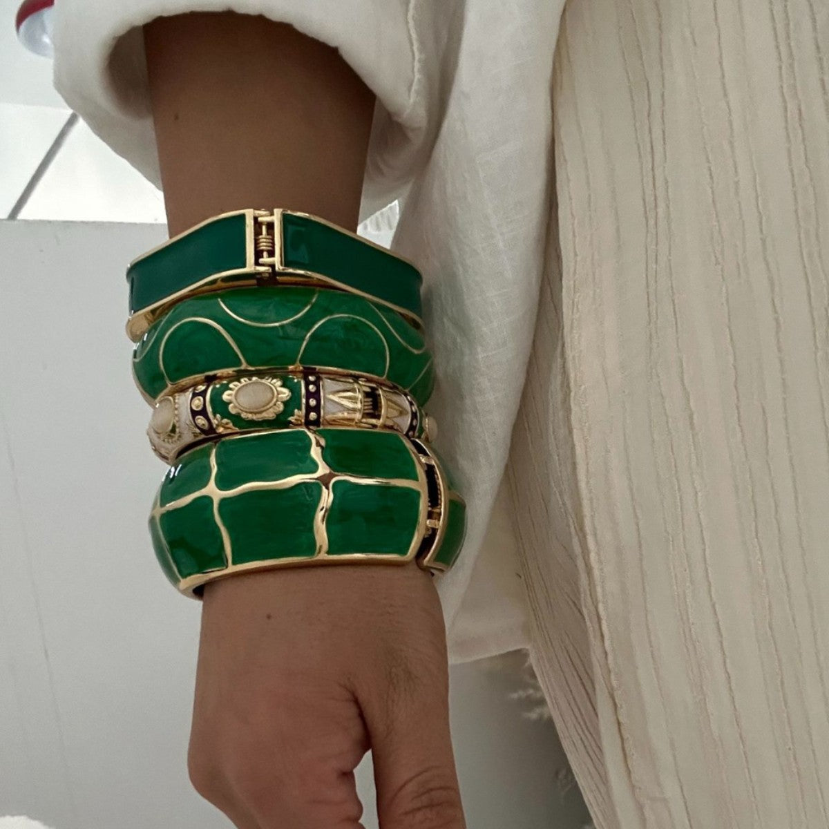 Colorful Drip Oil Heart Geometric Grid Alloy Bracelet