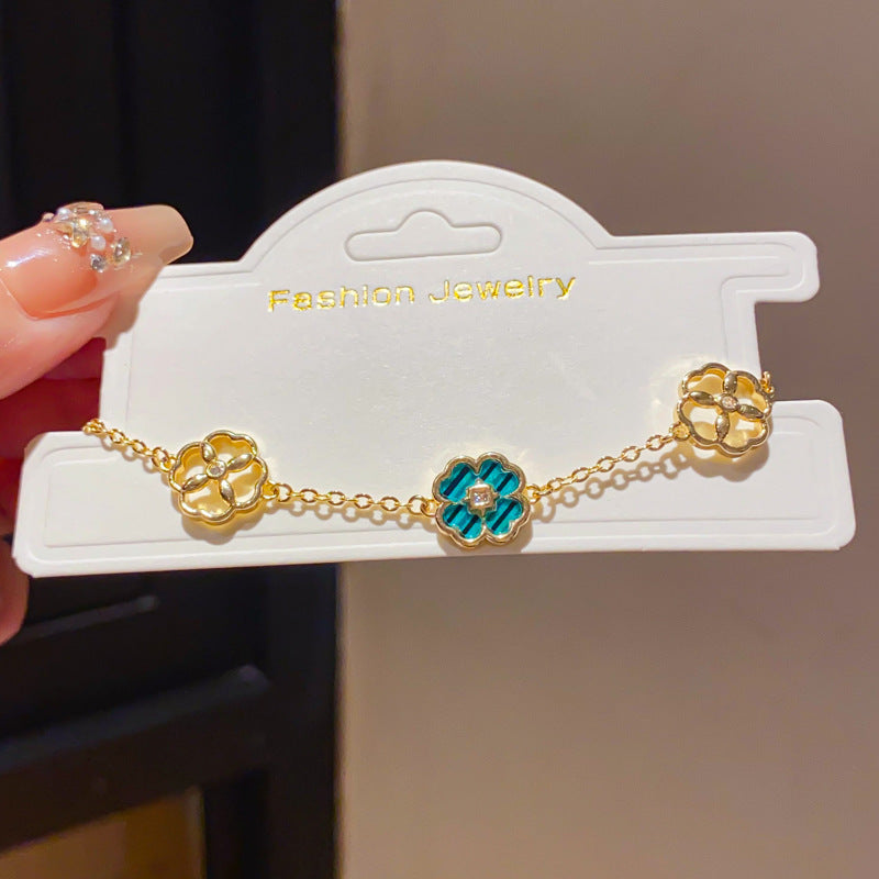 Luxury Elegant 18K Gold Plated Brass Floral Inlaid Cubic Zirconia Bracelet for Women