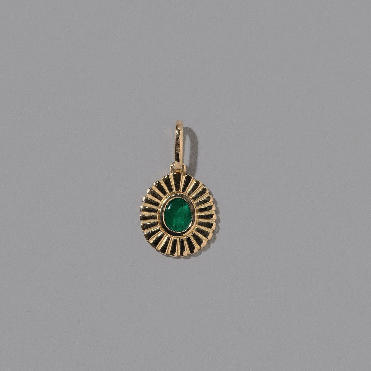 Vintage 18K Gold Plated PVD Titanium Steel Star Moon Geometric Cubic Zirconia Pendant Necklace Charm Bar for Unisex