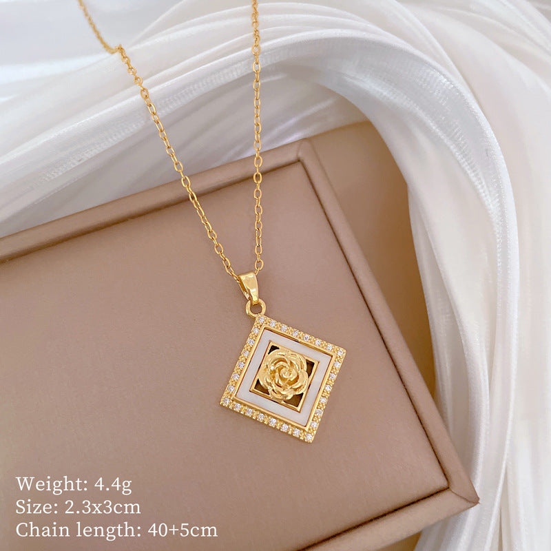 Geometric Minimalist Titanium Steel Lip Chain Necklace with Copper Pendant and Rhinestone Inlay