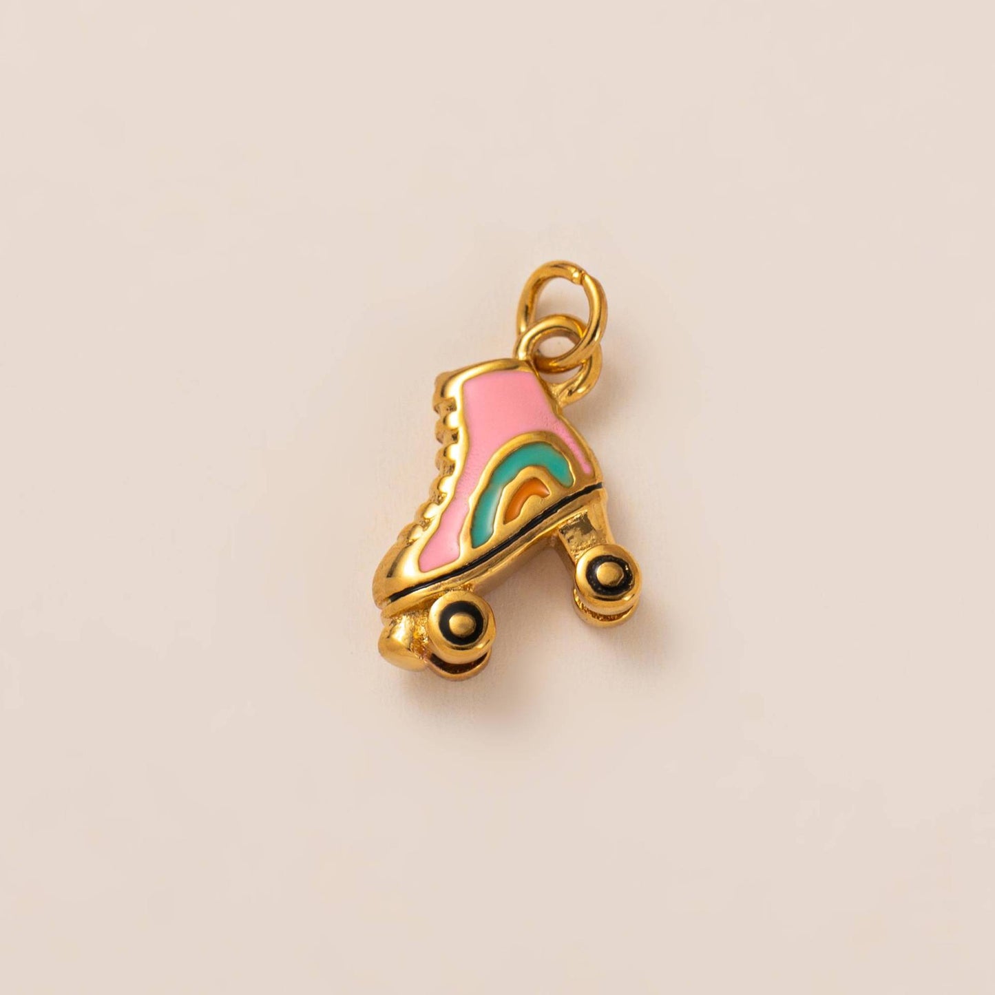 Colgante de barra con diseño de llave de acero inoxidable bañado en oro de 18 quilates de estilo vintage para mujer