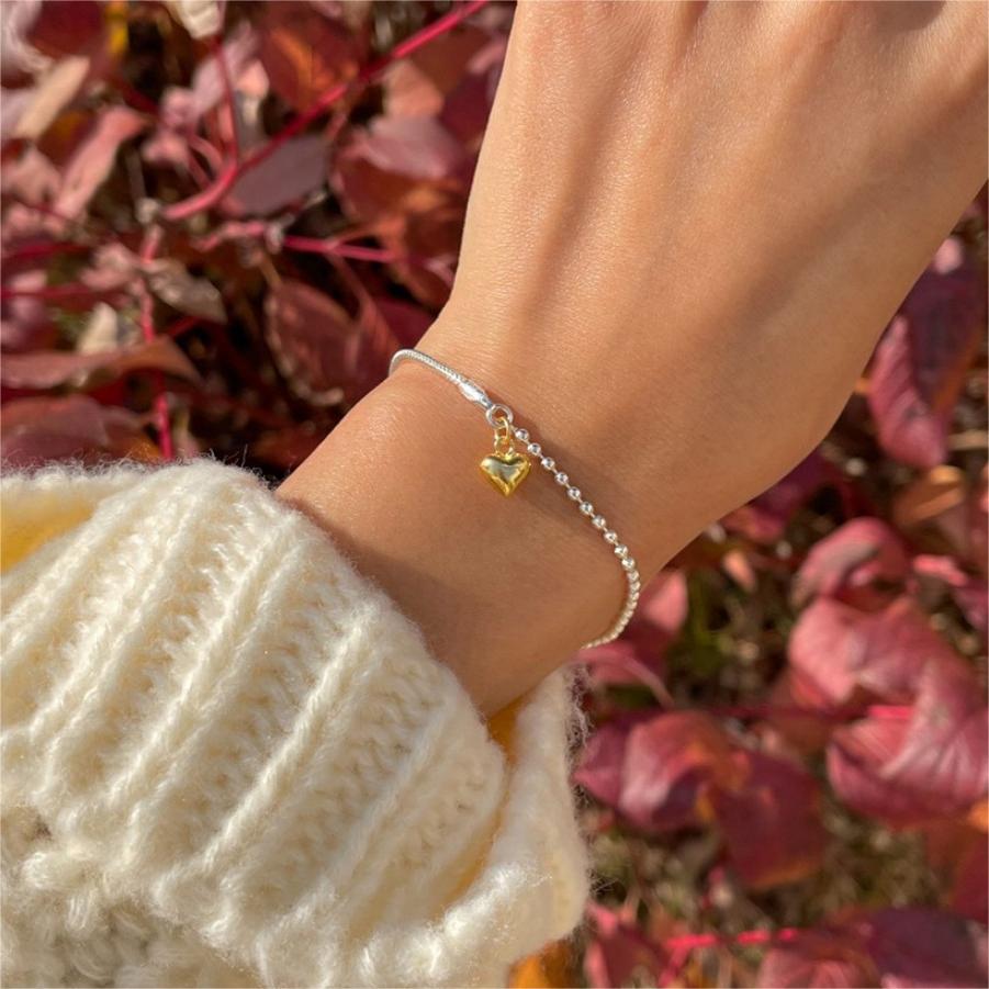 Minimalist Geometric Heart-Shaped S925 Sterling Silver Bracelet with Color-Contrast Beads