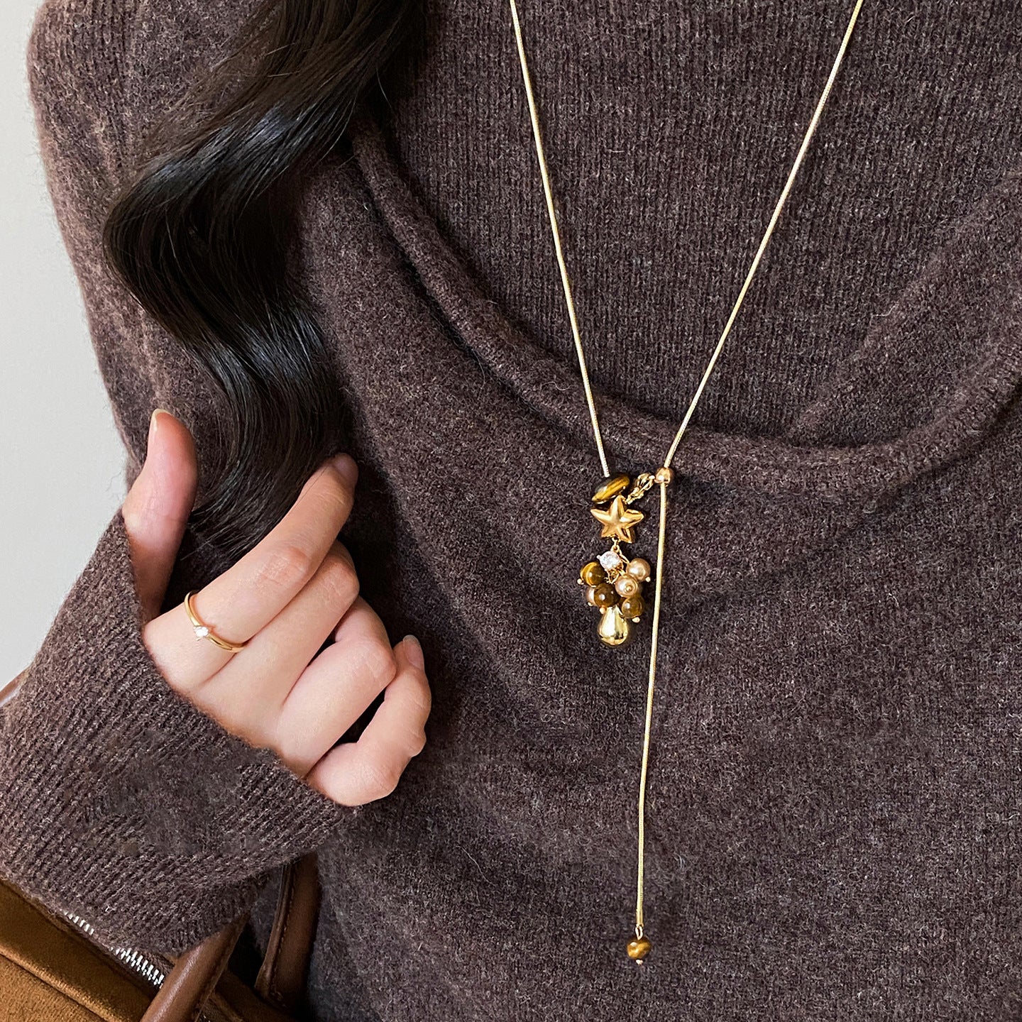 Collana da Donna Malaide con Ciondolo a Goccia in Perla Finta Elettroplaccata Stile Bohemien Vintage, Catena per Maglione con Estetica Elementi Naturali