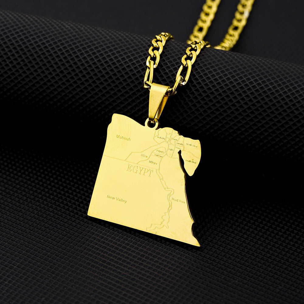 Collana con pendente etnico geometrico in acciaio inossidabile con ciondolo in acciaio al titanio e finitura placcata su catena a maglie ovali