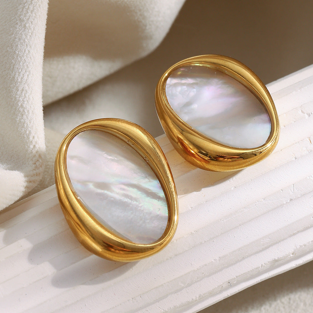 Orecchini da donna geometrici minimalisti in acciaio inossidabile con placcatura in oro 18 carati e intarsio di abalone bianco