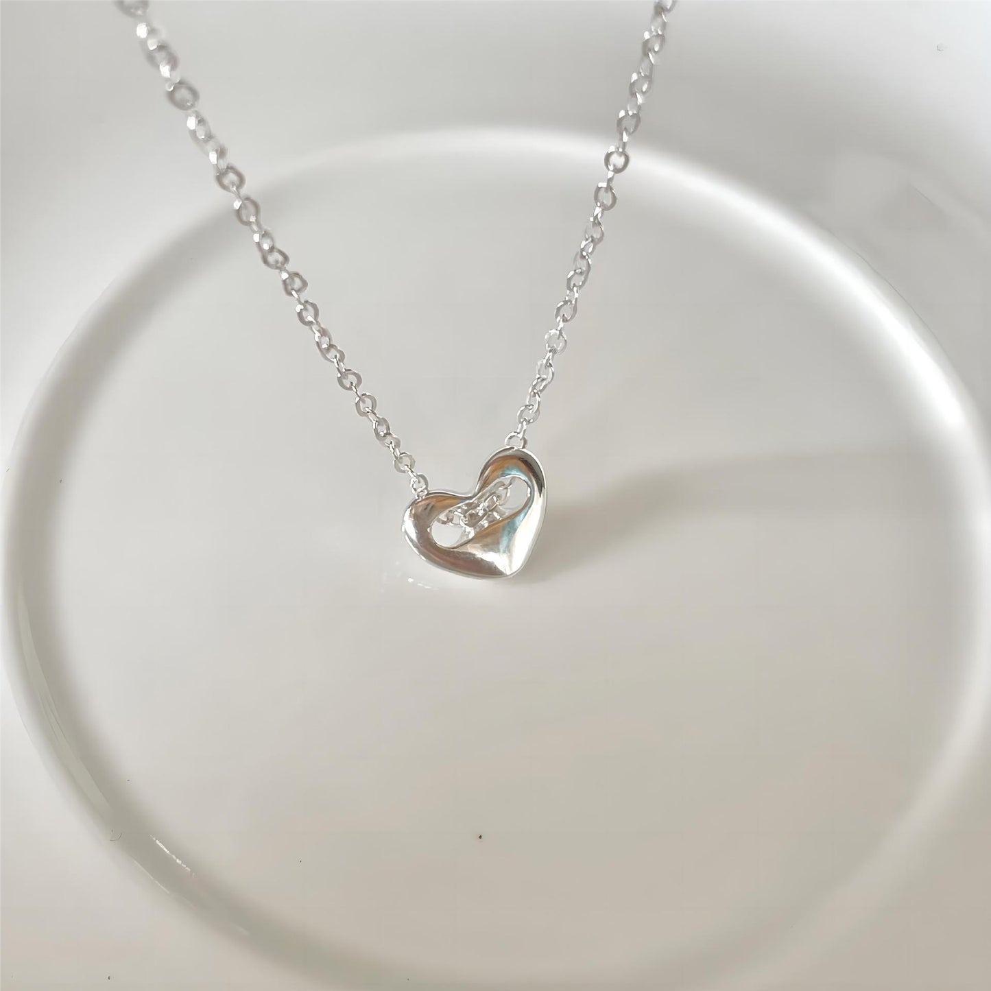 Minimalist Heart-Shaped 925 Sterling Silver Necklace with Rhodium Plating and Snake Chain for Women