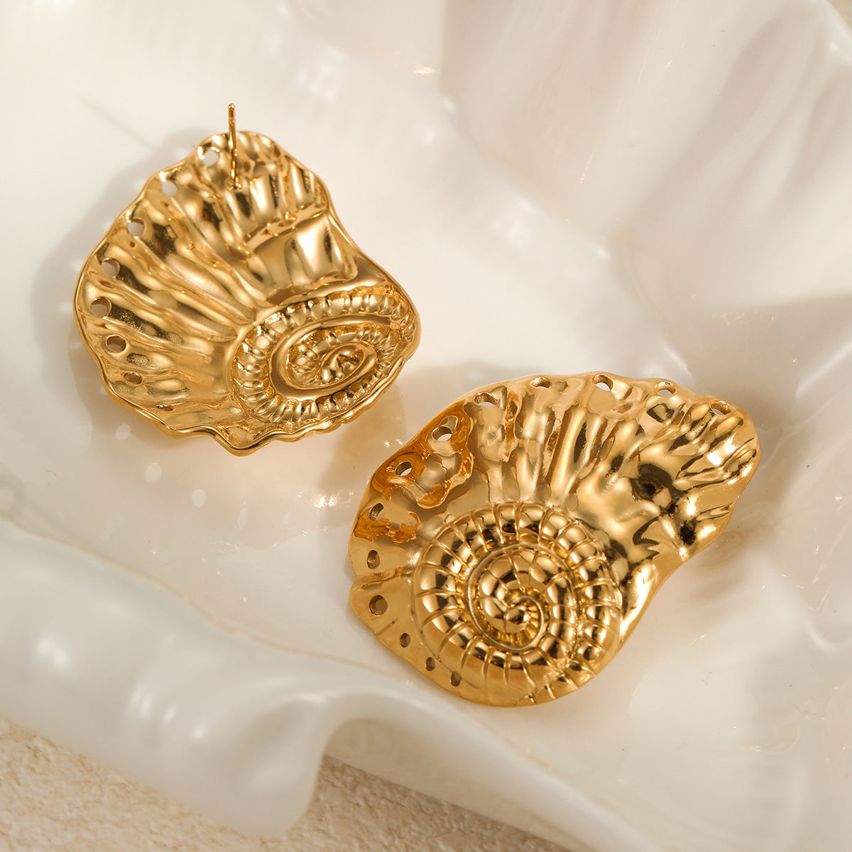 Ocean-Inspired Seashell-Shaped Stainless Steel Earrings with Plating Finish for Women, Fashionable Minimalist Statement Ear Studs