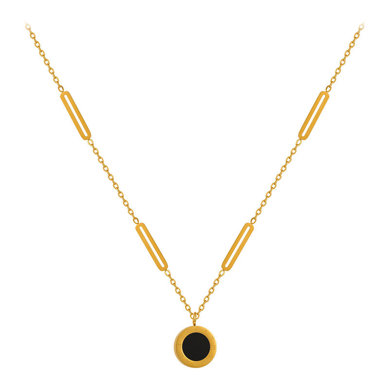 Collar Minimalista de Acero de Titanio en Forma de U con Baño de Oro de 18K, Colgante de Números Romanos, Cadena Ligera para Suéter de Mujer