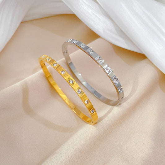 Braccialetto Minimalista in Acciaio al Titanio con Intarsio Completo di Strass, Gioielli in Acciaio Inossidabile d'Ispirazione Vintage da Donna