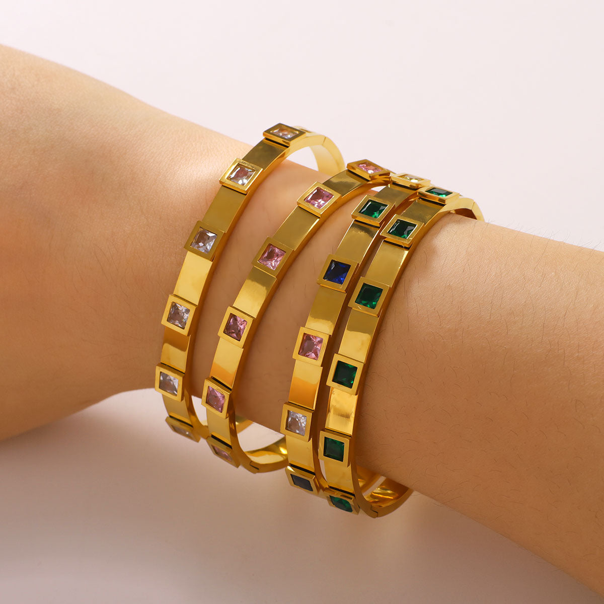 Minimalist Geometric Square-Cut Rhinestone Titanium Steel Bracelet for Women with Polished Gold Plating