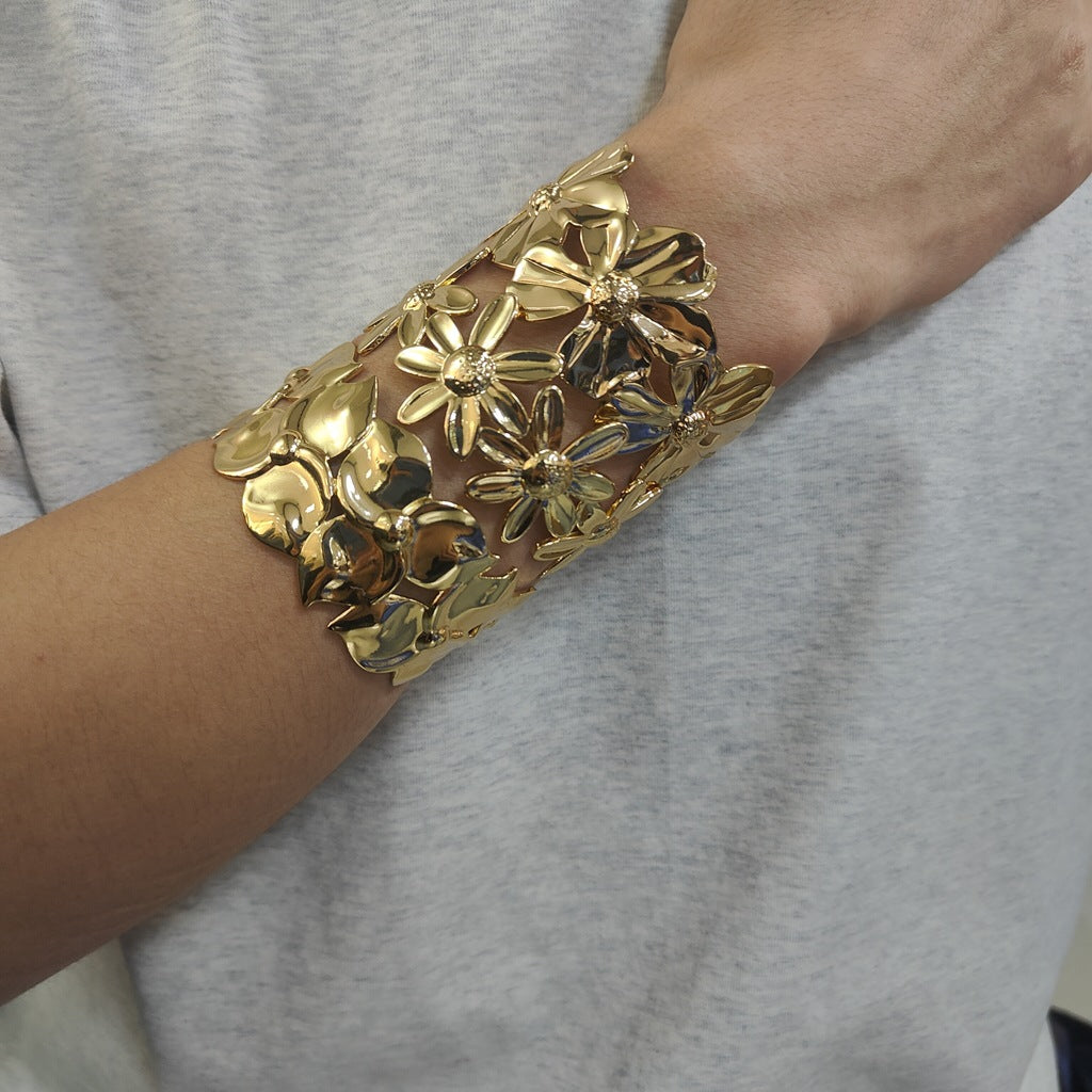Vintage Luxury Floral Stainless Steel Drip Oil Wide Open Cuff Bracelet for Women