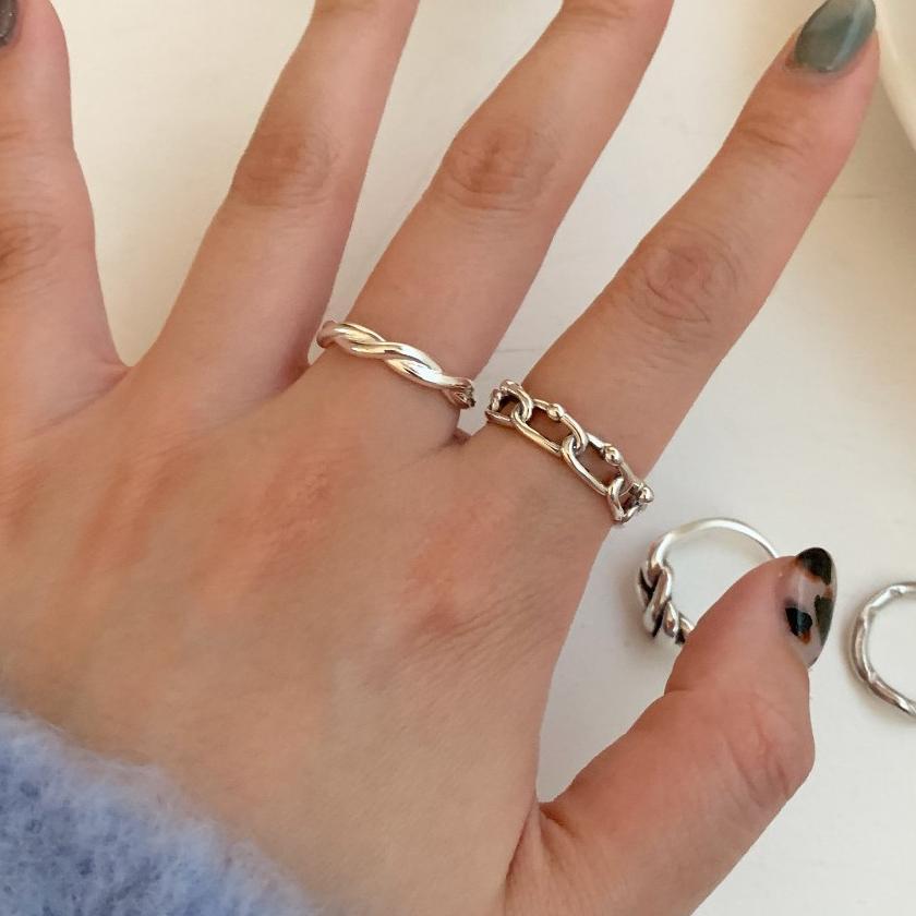 Vintage Geometric Adjustable Ring for Women Made of 925 Sterling Silver with Polished Finish