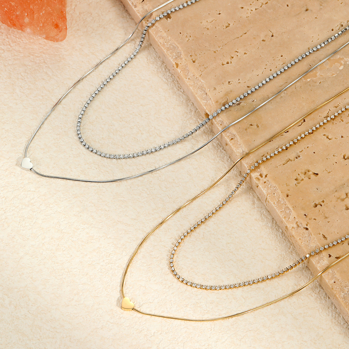 Minimalist Heart-Shaped Titanium Steel Clavicle Necklace with 18K Gold Plating, Geometric Pendant, Elegant Layering Jewelry for Women