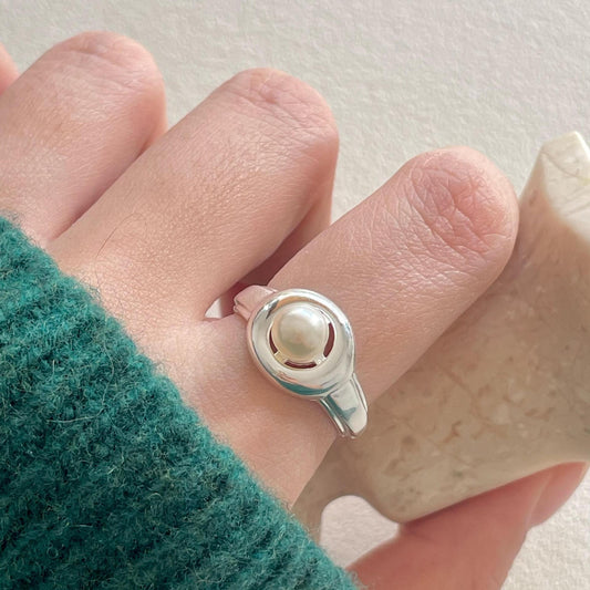 Anillo de perlas con nota musical geométrica de plata de ley 925 minimalista para mujer