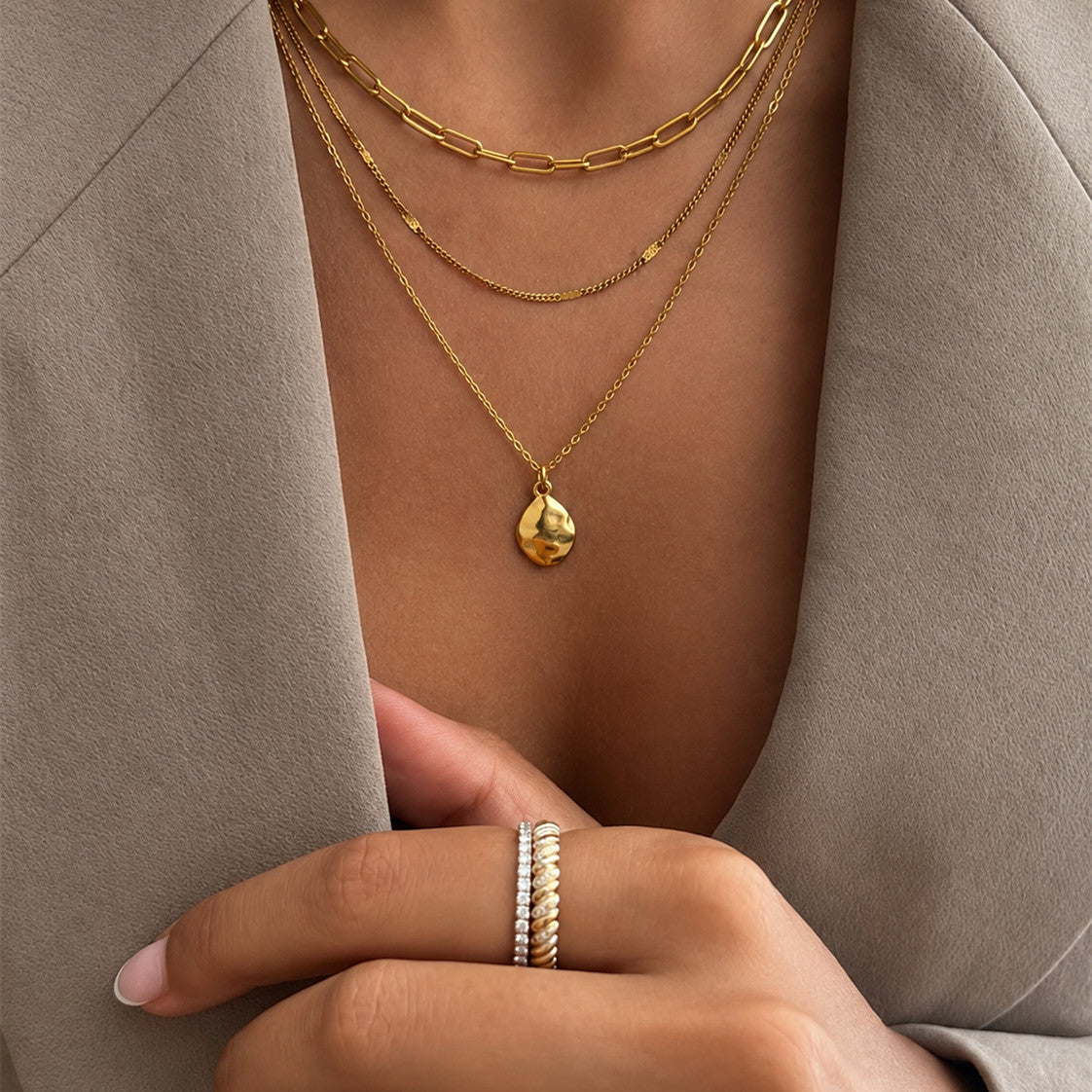 Hip-hop 18K Gold Plated Geometric Round Brushed Stainless Steel Pendant Necklace for Women
