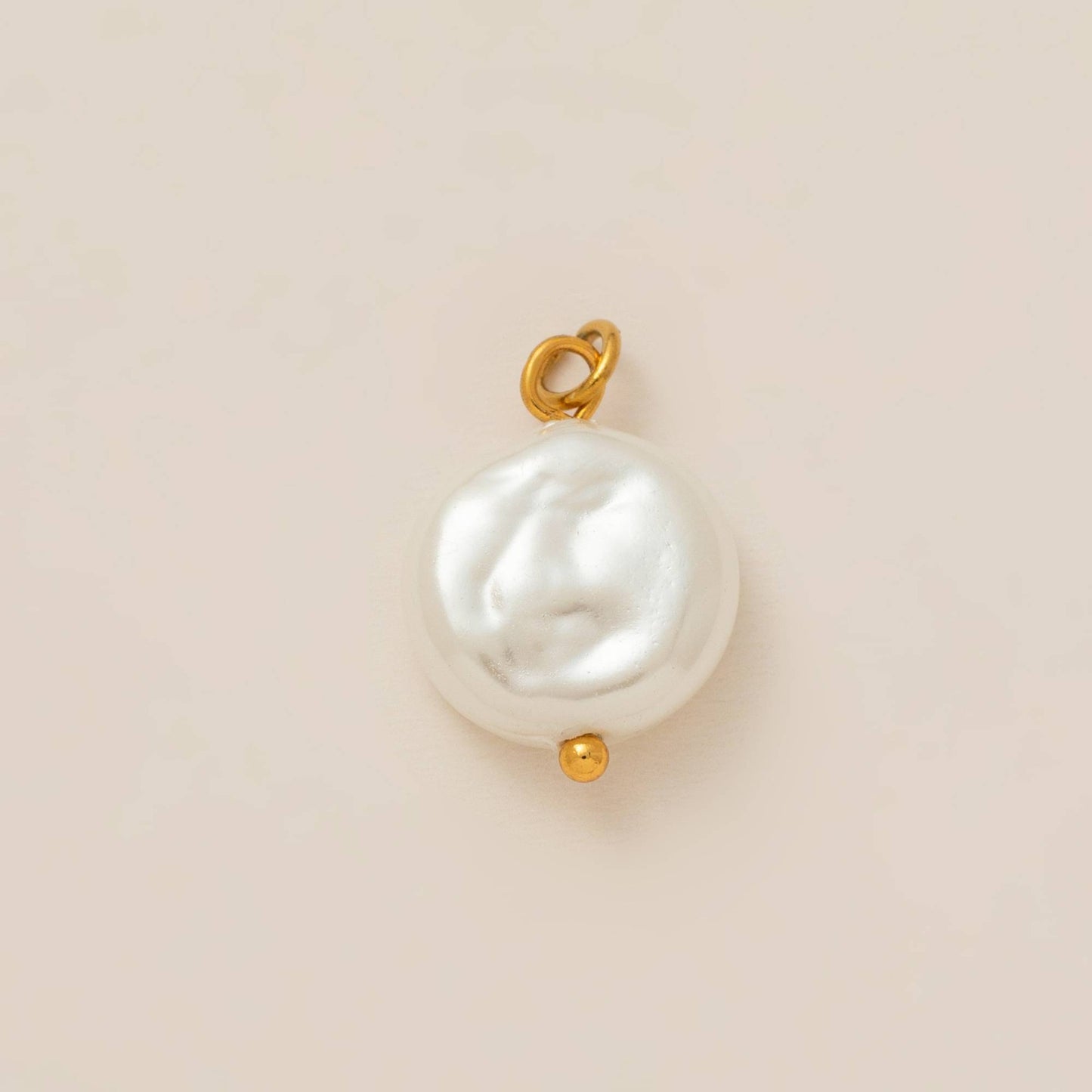Cadena de bolas con barra colgante minimalista de acero inoxidable chapado en oro PVD con incrustaciones de circonita cúbica de sol, luna y estrella