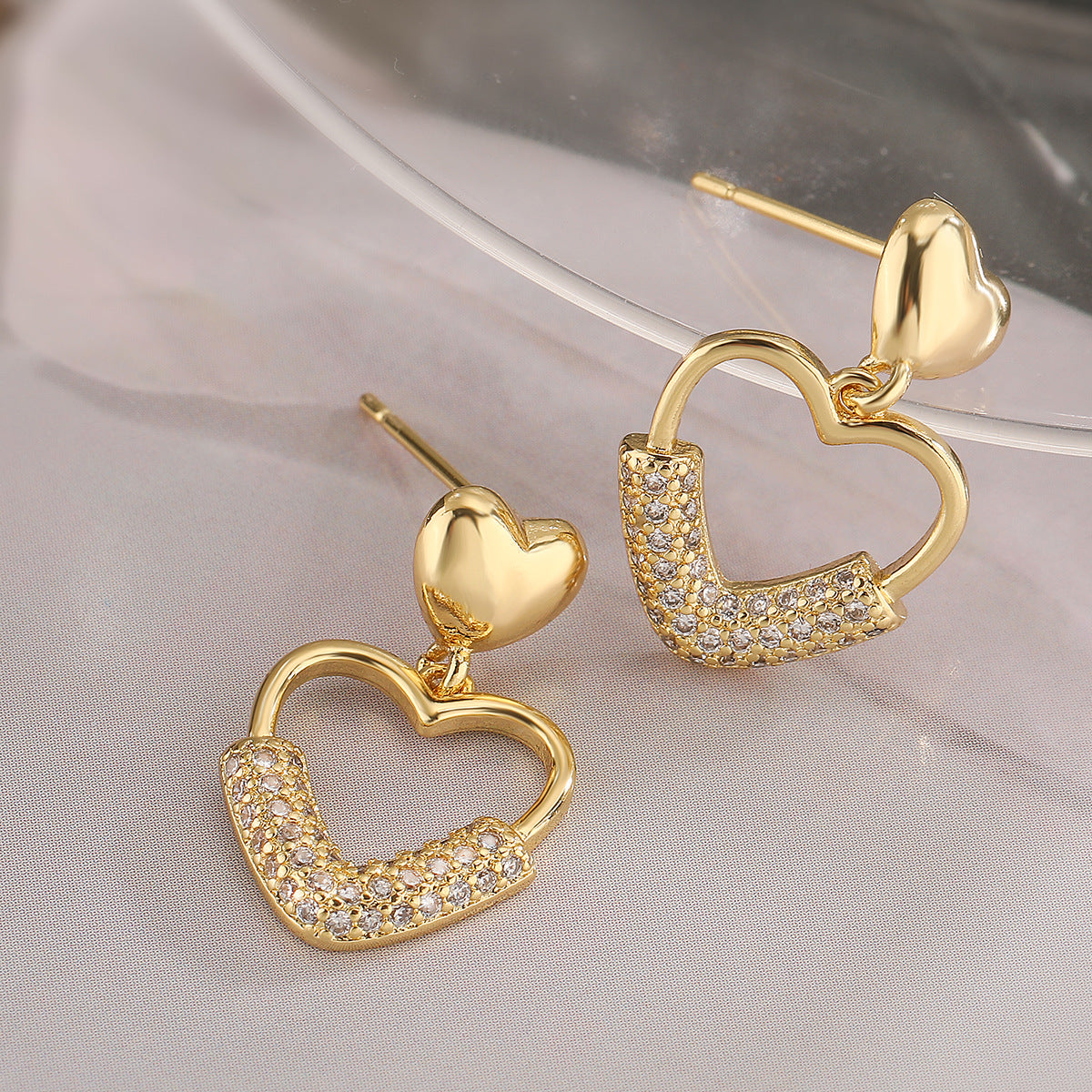 Minimalist Heart-Shaped Copper Earrings with Gold Plating and Zirconia Accents for Women
