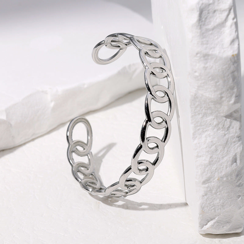 Bracciale a Polsino Minimalista Geometrico in Acciaio Inox con Finitura Placcata Regolabile per Donna