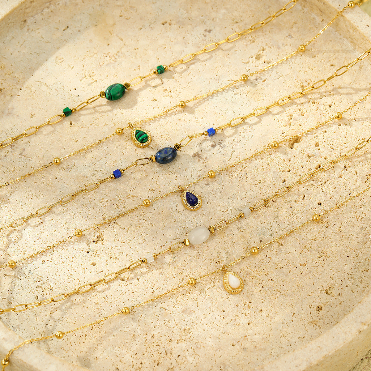 Collar de Acero Inoxidable Minimalista y Moderno con Baño de Oro, Colgante de Turquesa Natural y Diseño de Doble Cadena para Mujer