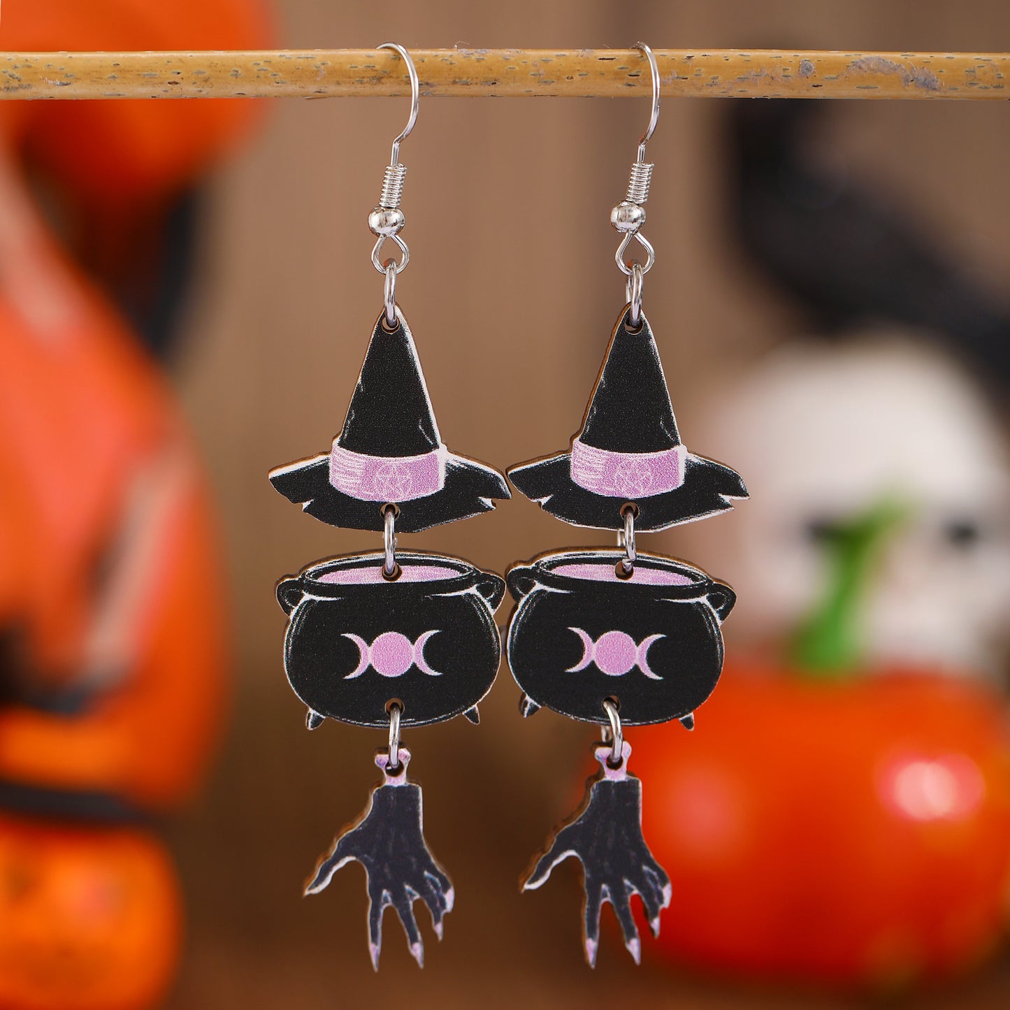 Pendientes de calavera geométrica de madera y calabaza con temática de Halloween para mujer con acabado chapado