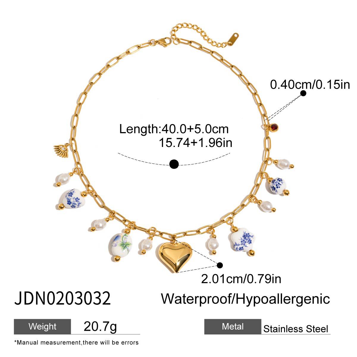 Elegante collana pendente in acciaio al titanio a forma di conchiglia con finitura placcata per donna, design geometrico, catena minimalista per clavicola