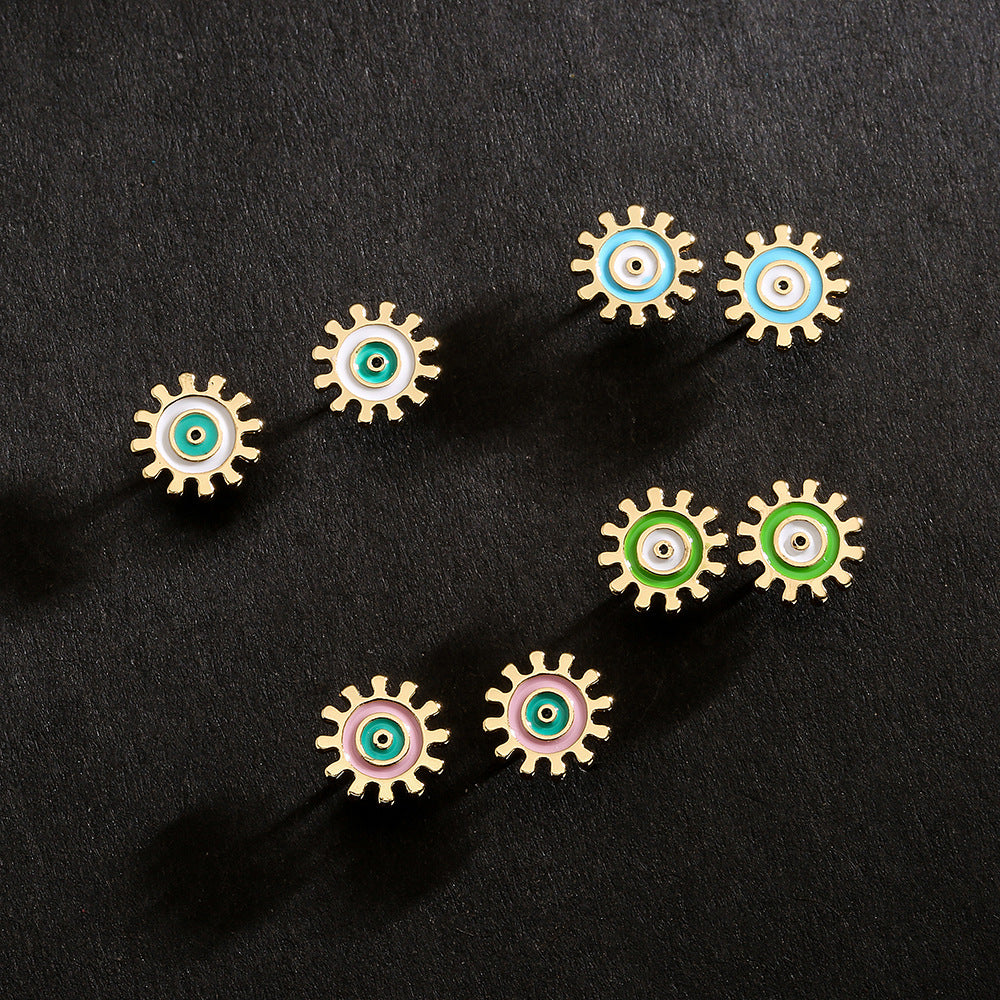 Orecchini a perno geometrici minimalisti carini in rame con placcatura in oro 18 carati e dettagli colorati smaltati a forma di occhio