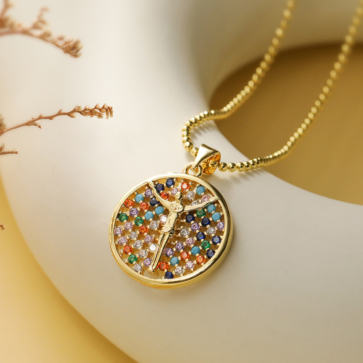 Collana con Pendente a Croce Minimalista da Donna con Base in Rame Placcata in Oro Vero e Intarsio di Zirconi