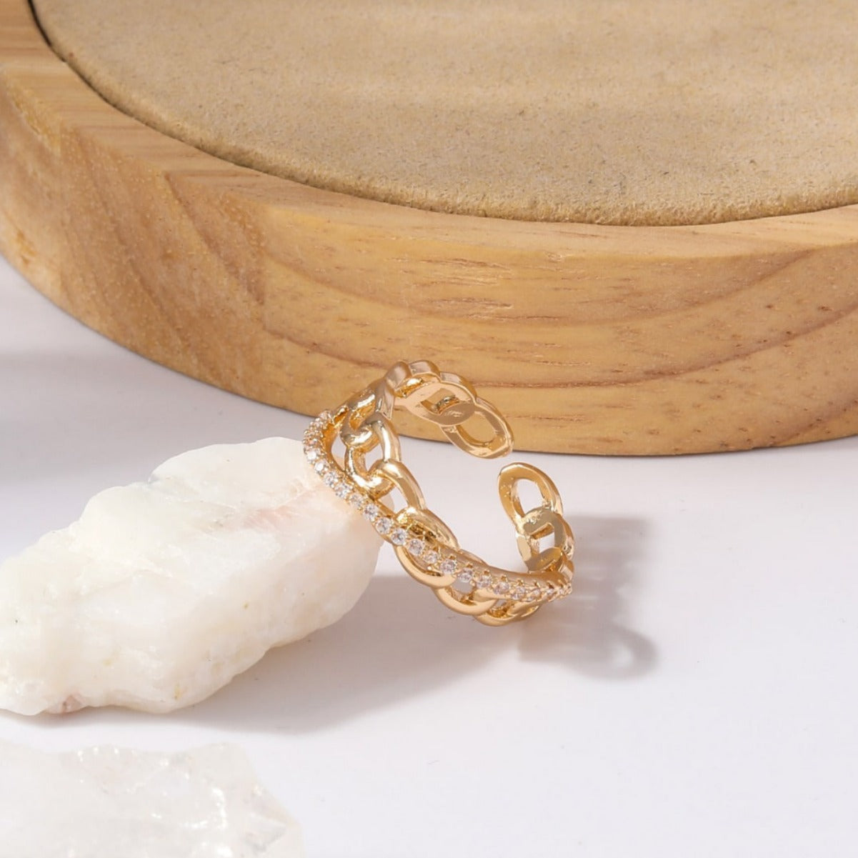Anillo abierto ajustable con diseño geométrico en forma de U de estilo OL a la moda para mujer con incrustaciones de circonio en cobre