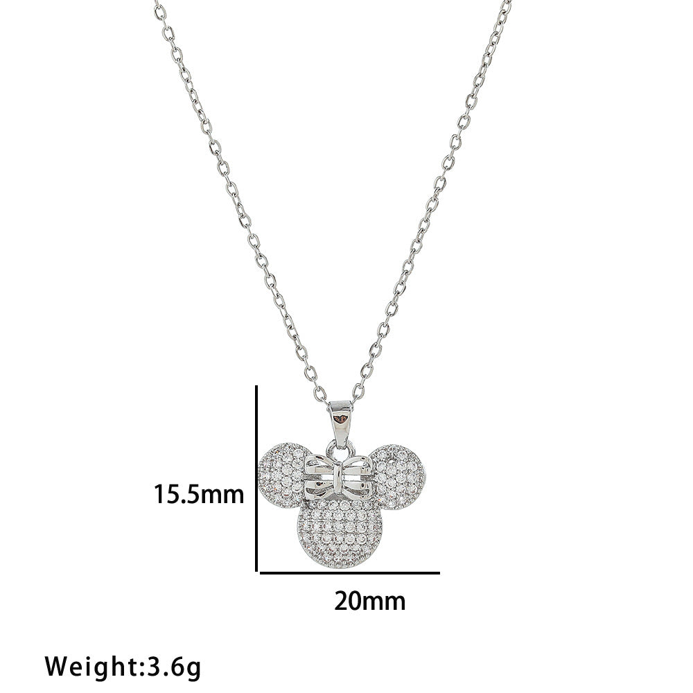 Bonito Collar Colgante Geométrico Minimalista de Mickey Mouse para Mujer con Incrustaciones Completas de Diamantes de Imitación en Cadena O de Acero de Titanio